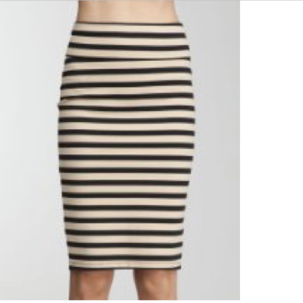 Stripe skirt 🧜🏽‍♀️